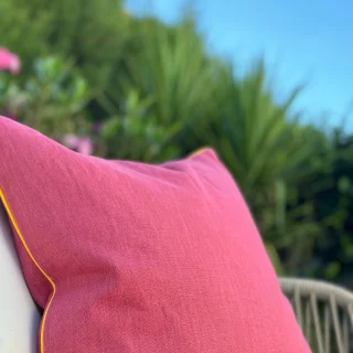 Funda de Cojín AMALFI con ribete amarillo