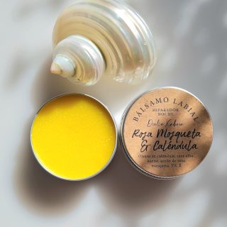 Bálsamo labial regenerante nocturno Rosa mosqueta y Caléndula