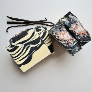 Jabón facial limpiador de carbón activo