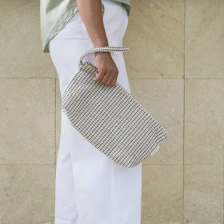 Bolso ‘clutch’ de algodón reciclado